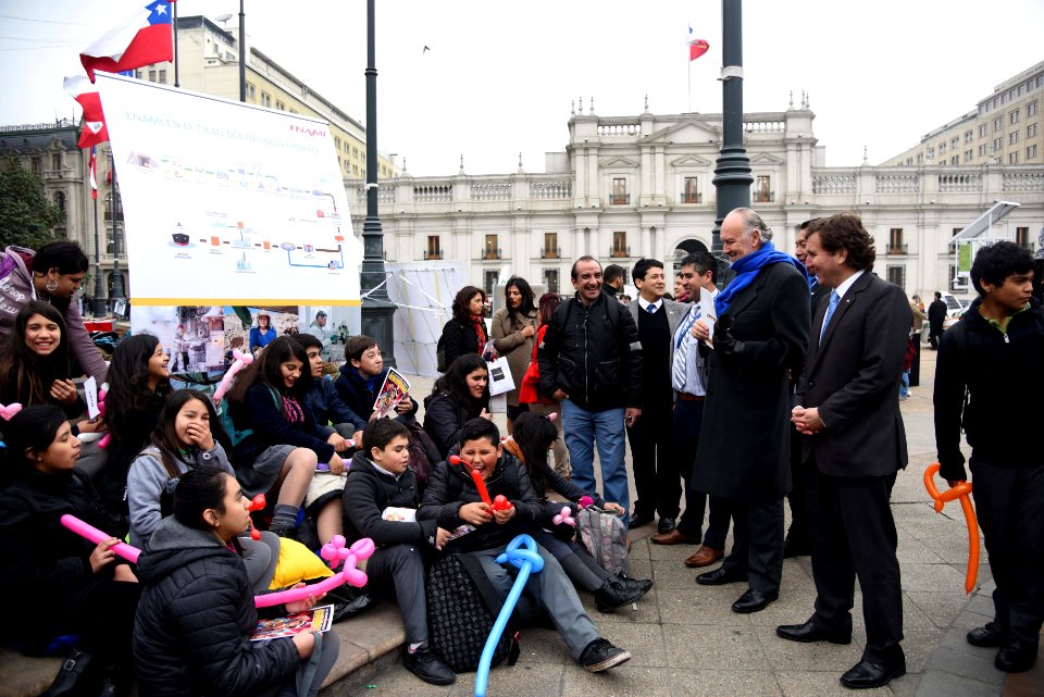 INTERVENCIÓN URBANA DE MINERÍA EN LA PLAZA DE LA CONSTITUCIÓN (43545465615)