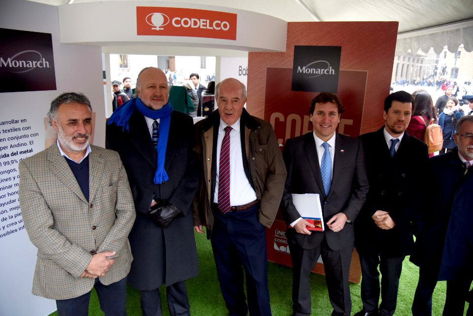 INTERVENCIÓN URBANA DE MINERÍA EN LA PLAZA DE LA CONSTITUCIÓN (43545474825)
