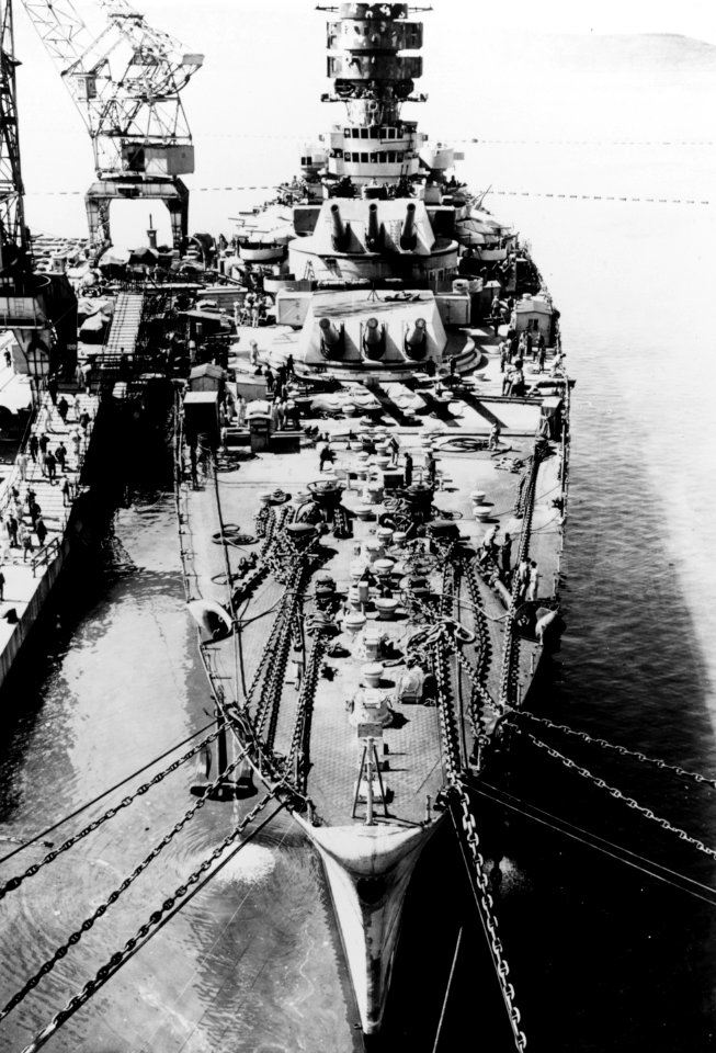 Italian Battleship Roma during 1942 while completing at the Trieste shipyard of the Cantieri Riuniti dell'Adriatico (50319625118)