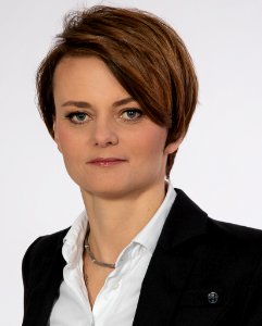 Jadwiga Emilewicz (cropped)