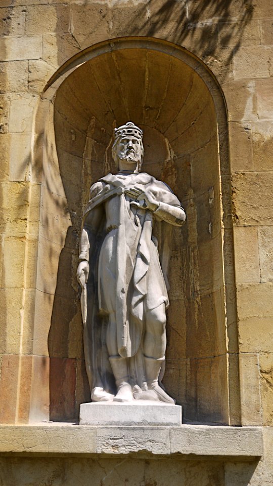 Jardín de los Reyes Caudillos (18850282633)