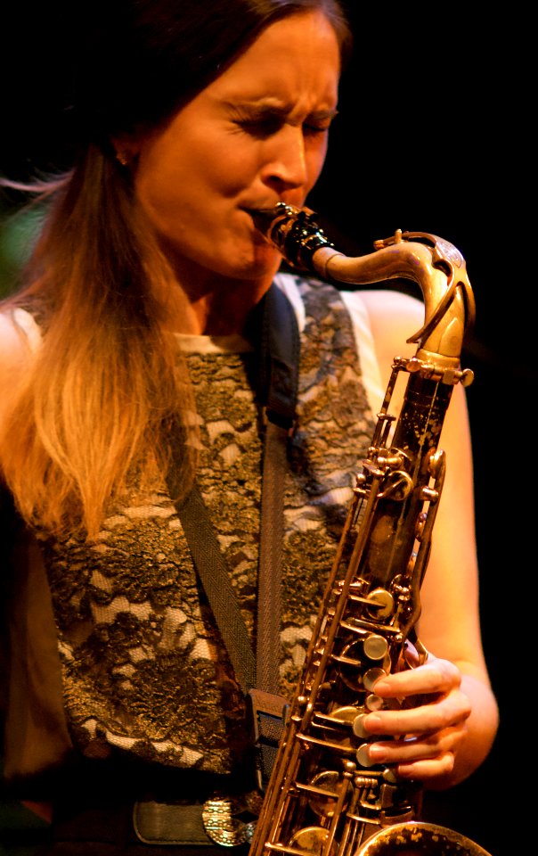 Jeremey Pelt Quintet, BIM huis Amsterdam 24 october 2013 - Roxy Coss (51142403703)