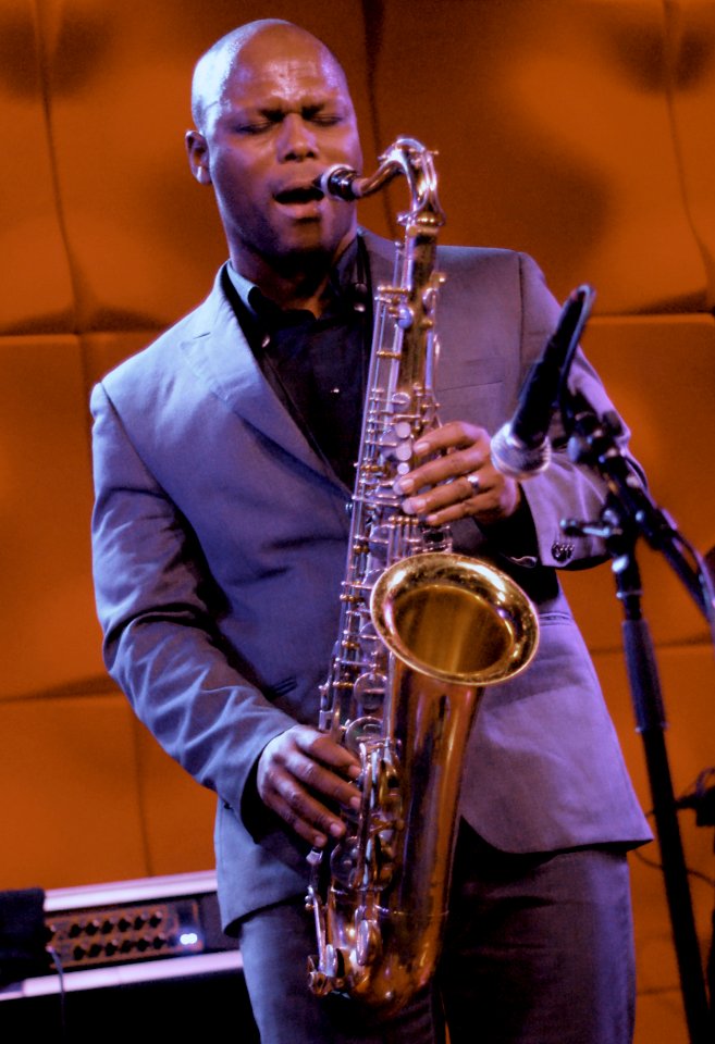 Jeremy Pelt 14 september 2012 NSJ Club Amsterdam - J.D. Allen (50930568427)