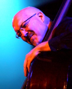 Jim Hall with Scott Colley, NSJ Rotterdam 8 juli 2012 - Scott Colley (50928026838)
