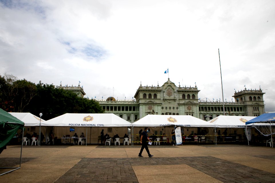 Jornada de vacunación vehicular en Plaza de la Constitución 20210911 (51458247974)