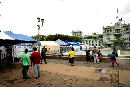 Jornada de vacunación vehicular en Plaza de la Constitución 20210911 (51458246704)
