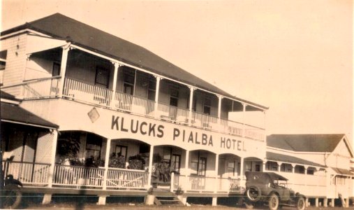 Klucks Pialba Hotel at Pialba, Qld - 1920s (49840272941)