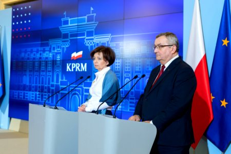 Konferencja prasowa (49645293927)