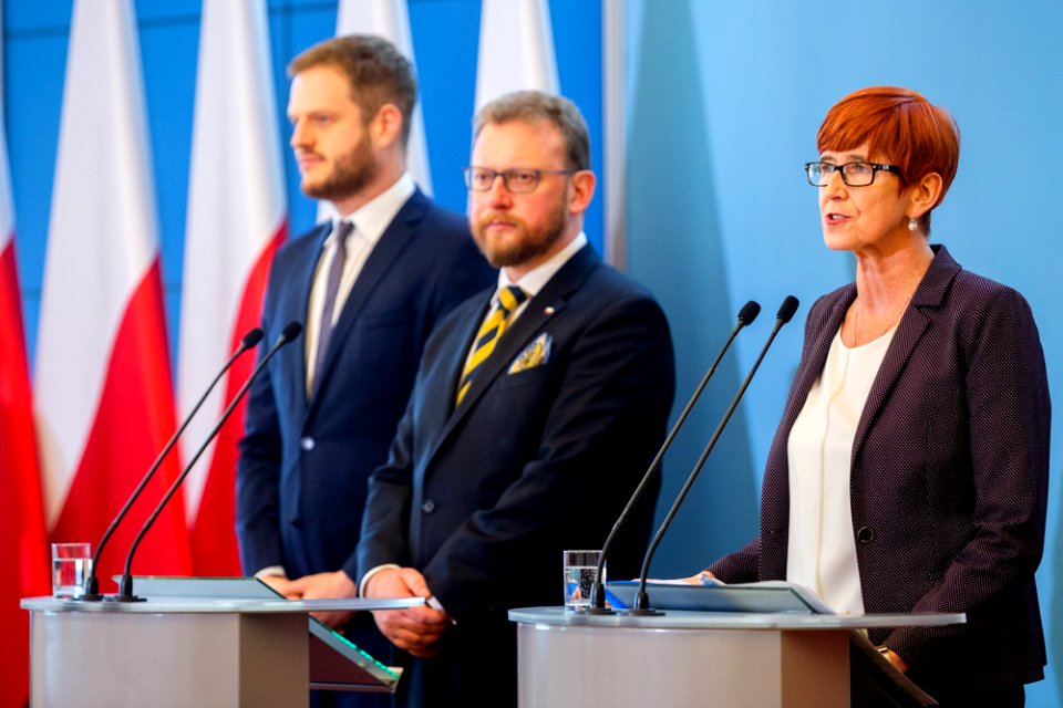 Konferencja prasowa (44834758295)