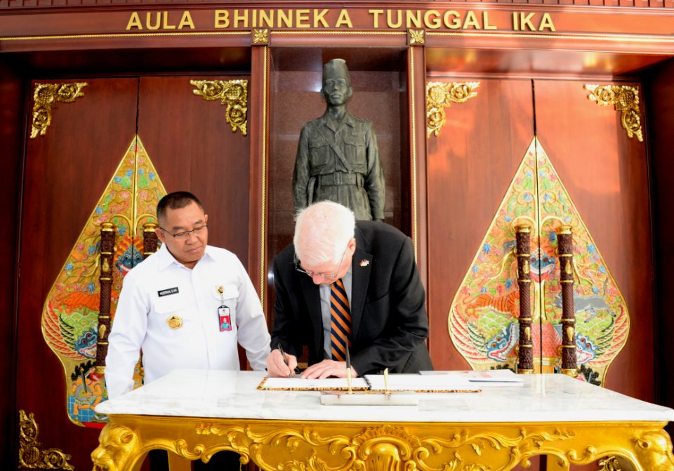 Kunjungan Delegasi Kongres Amerika Serikat ke Indonesia (48460753457)