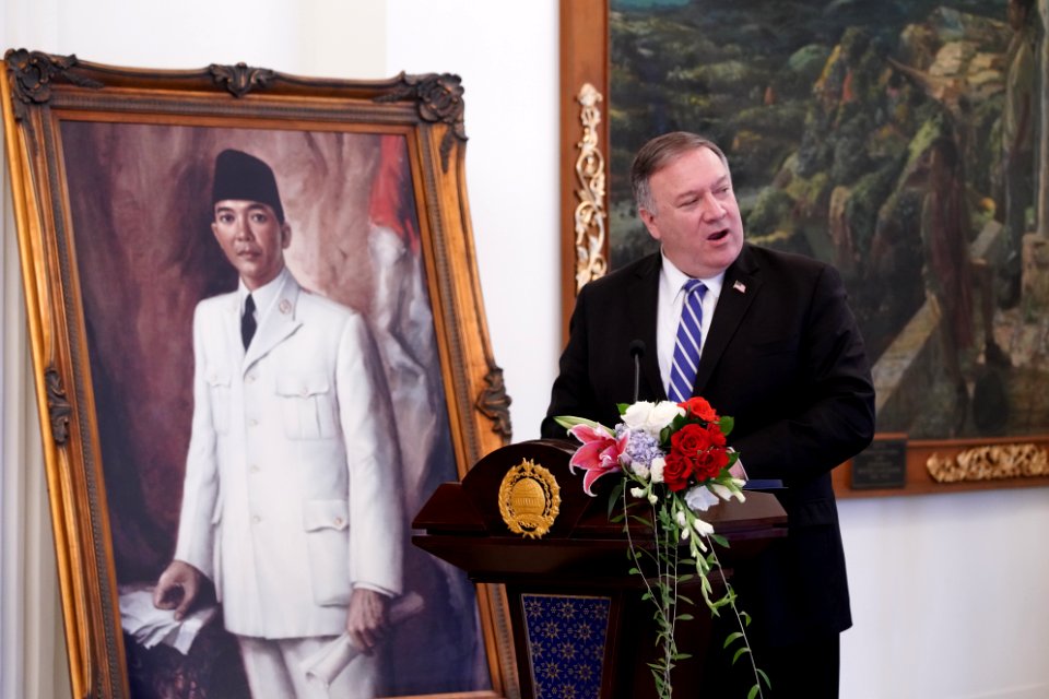 Kunjungan Menteri Luar Negeri AS Mike Pompeo ke Indonesia (50546560562)