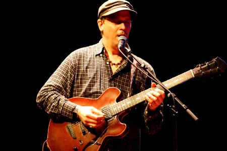 Kurt Rosenwinkel Trio BIM 29 september 2016 - Kurt Rosenwinkel (29421956143) photo