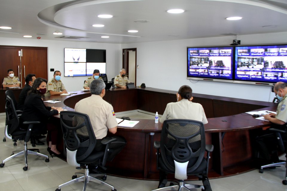 La ministra de Gobierno, María Paula Romo, en videoconferencia con el Mando Policial, se realizó la presentación de los nuevos comandantes de la Policía, de las zonas y subzonas del país. 13.10.2020 (50471992777)