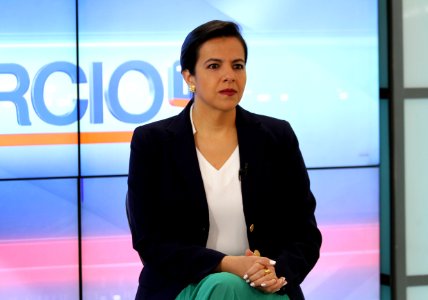 La Ministra de Gobierno, María Paula Romo, durante la entrevista en TVC Televicentro. Programa El Comercio Tv, Quito, 27.10.2020 (50538981452)