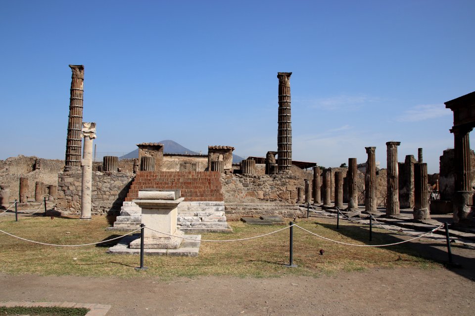 Pompeii Ruins (48440776966)