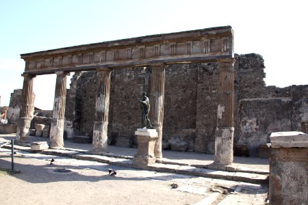 Pompeii Ruins (48440914172)