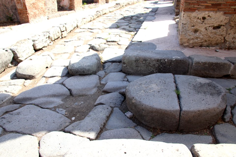 Pompeii Ruins (48441245547)