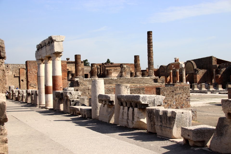 Pompeii Ruins (48440906877)