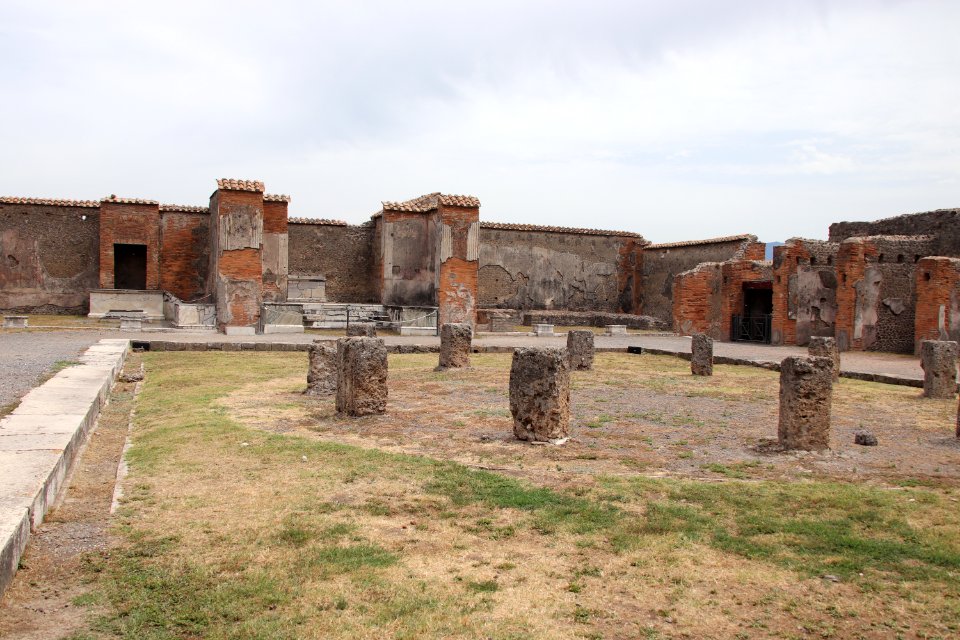 Pompeii Ruins (48441993746)
