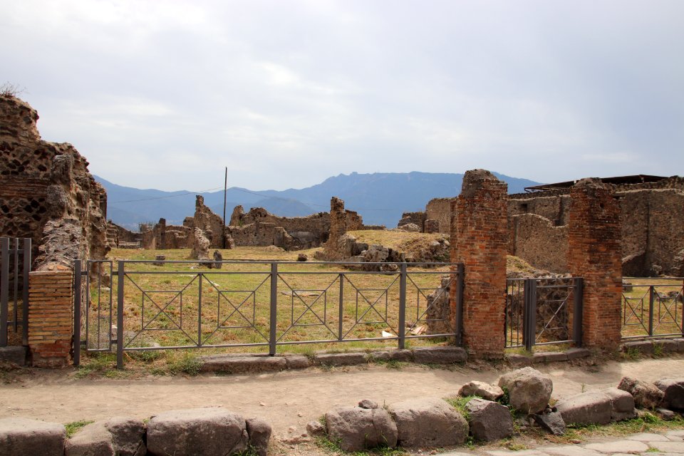 Pompeii Ruins (48443612631)
