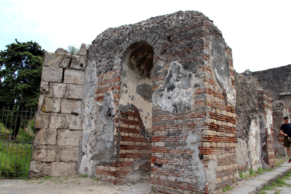 Pompeii Ruins (48443705051)