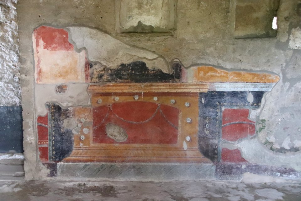 Pompeii Ruins Fresco (48443439962)