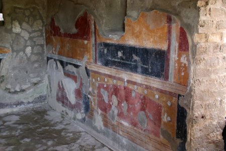 Pompeii Ruins Fresco (48443433432)