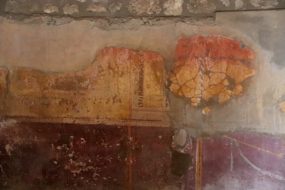 Pompeii Ruins Fresco (48442850972)