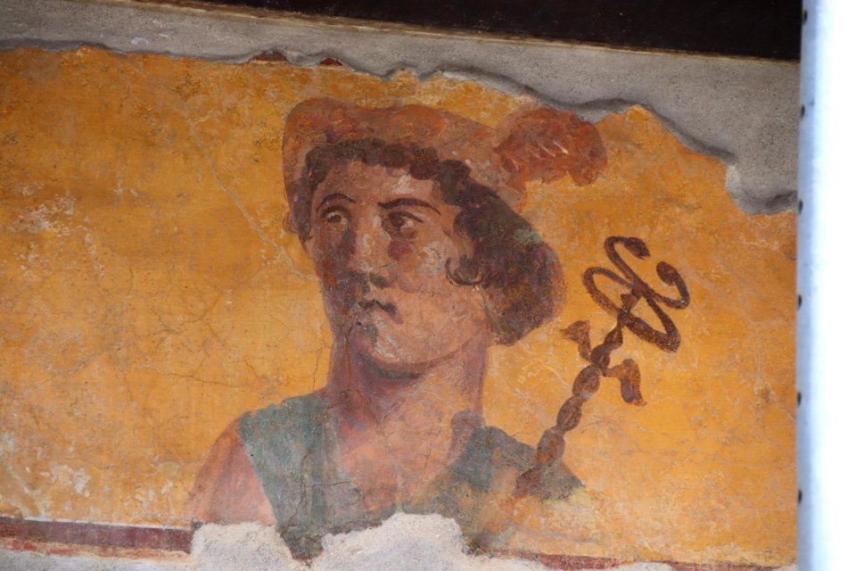 Pompeii Ruins Fresco (48443481596)