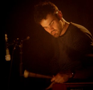 Portico Quartet 2 maart 2012 De Roma Antwerpen - Keir Vine (50897906663)