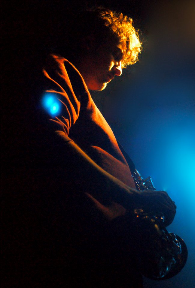 Portico Quartet 2 maart 2012 De Roma Antwerpen - Jack Wyllie (50898736487)