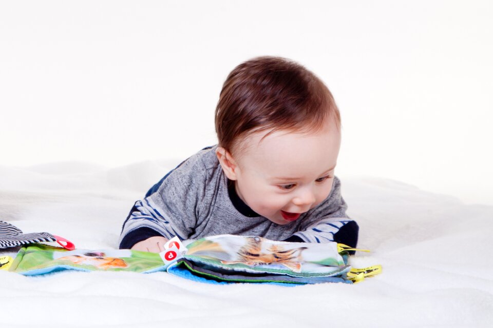 Booklet book preview little genius