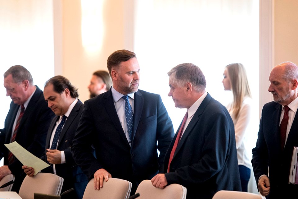 Posiedzenie Rady Ministrów (26609621503)