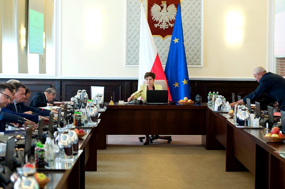 Posiedzenie Rady Ministrów (29571203291)