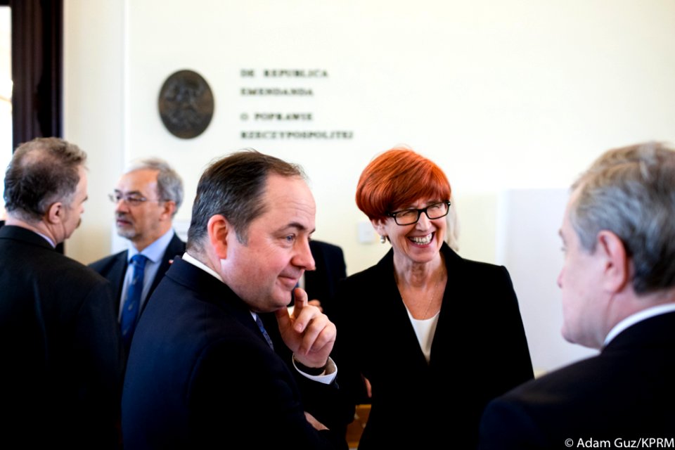 Posiedzenie Rady Ministrów (32528843587)