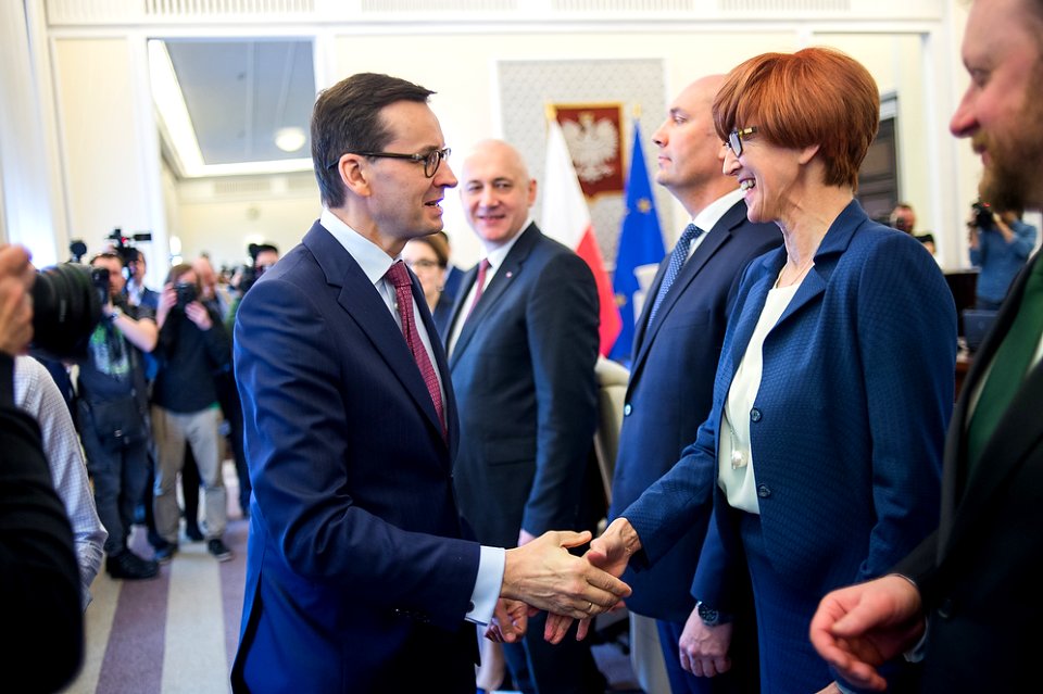 Posiedzenie Rady Ministrów (39889379125)