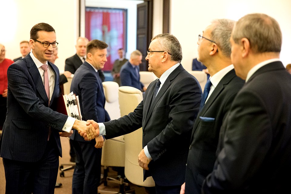 Posiedzenie Rady Ministrów (39142628684)