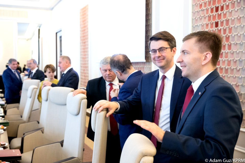 Posiedzenie Rady Ministrów (48085028033)