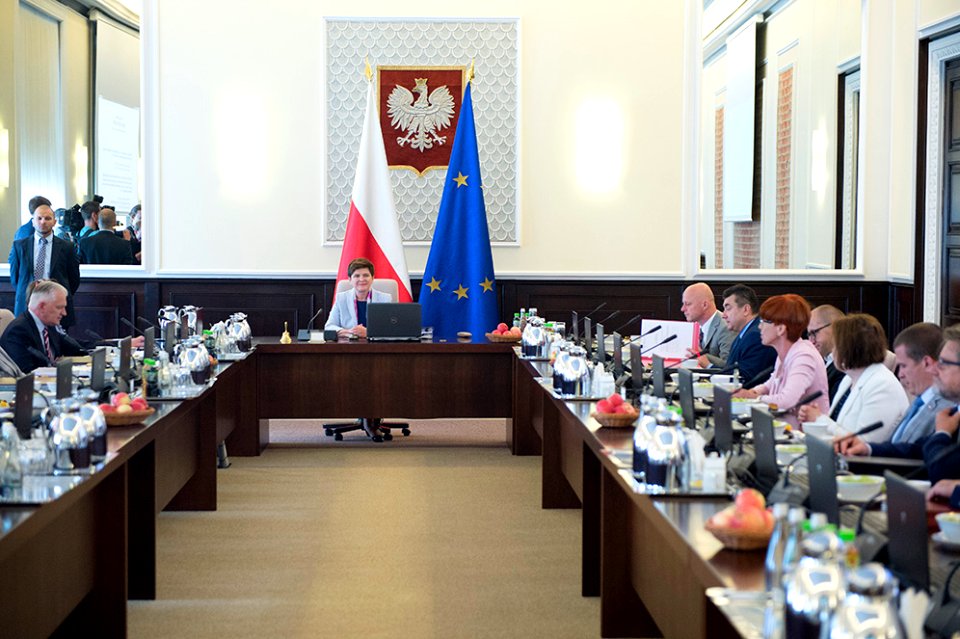 Posiedzenie rządu (28734317940)