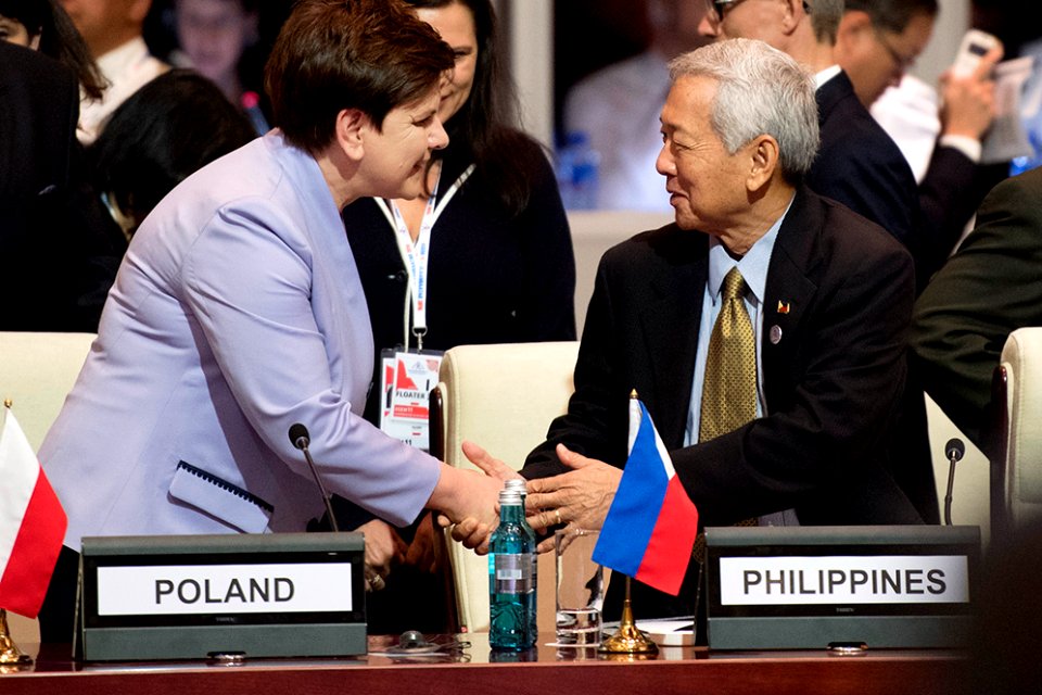 Premier Beata Szydło na szczycie ASEM11 (27701746103)