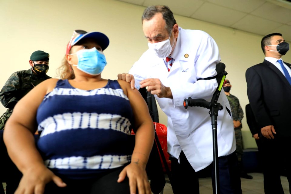 Presidente asiste a brigada de vacunación en Pacific Villa Hermosa (51435018853)