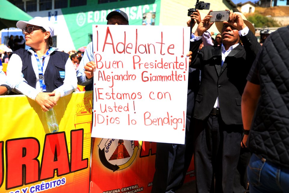 Presidencia de Guatemala - Alejandro Giammattei en Quetzaltengo Feb 2020 01