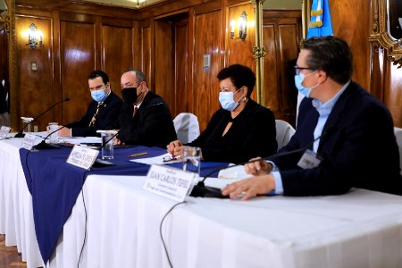 Presidente recibe donación de congeladores para trasladar vacunas contra el COVID-19, 20210531 ORD 2127 (51215694737)