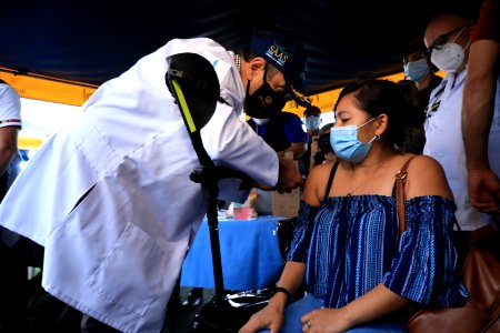 Presidente supervisa jornadas de vacunación masiva en comunidad Mario Alioto, Villa Nueva 20210904 (51425702289)