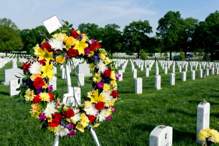 Prince Harry visits Arlington National Cemetery (9721395970)