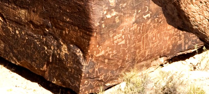 Puerco Pueblo Petroglyphs (26793665359)