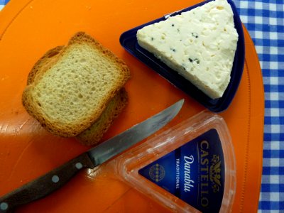 Queso (6847220715)