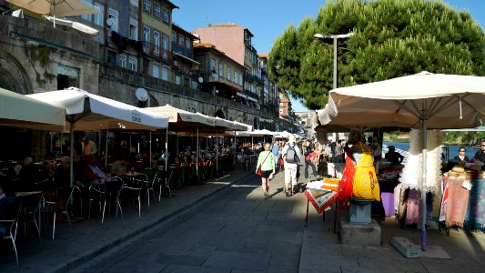 Quai de la Ribeira (26145588249)