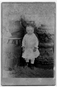 Red Cloth Horseshoe Photo Album (51358732052)