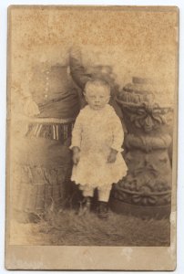 Red Cloth Horseshoe Photo Album (51360194269)